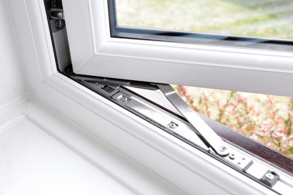 easy-clean-fire-egress-hinges